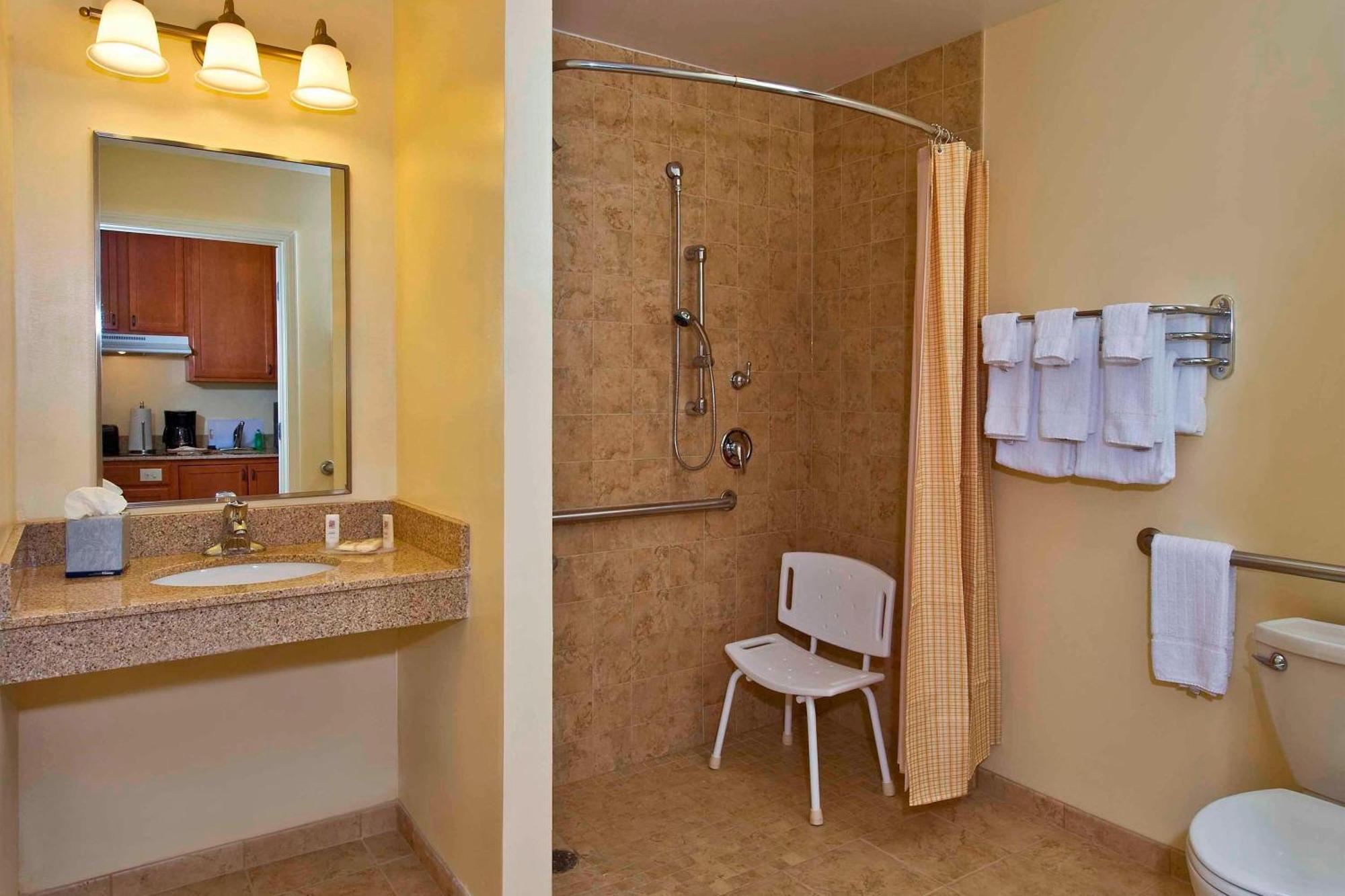 Towneplace Suites By Marriott Clinton At Joint Base Andrews Экстерьер фото