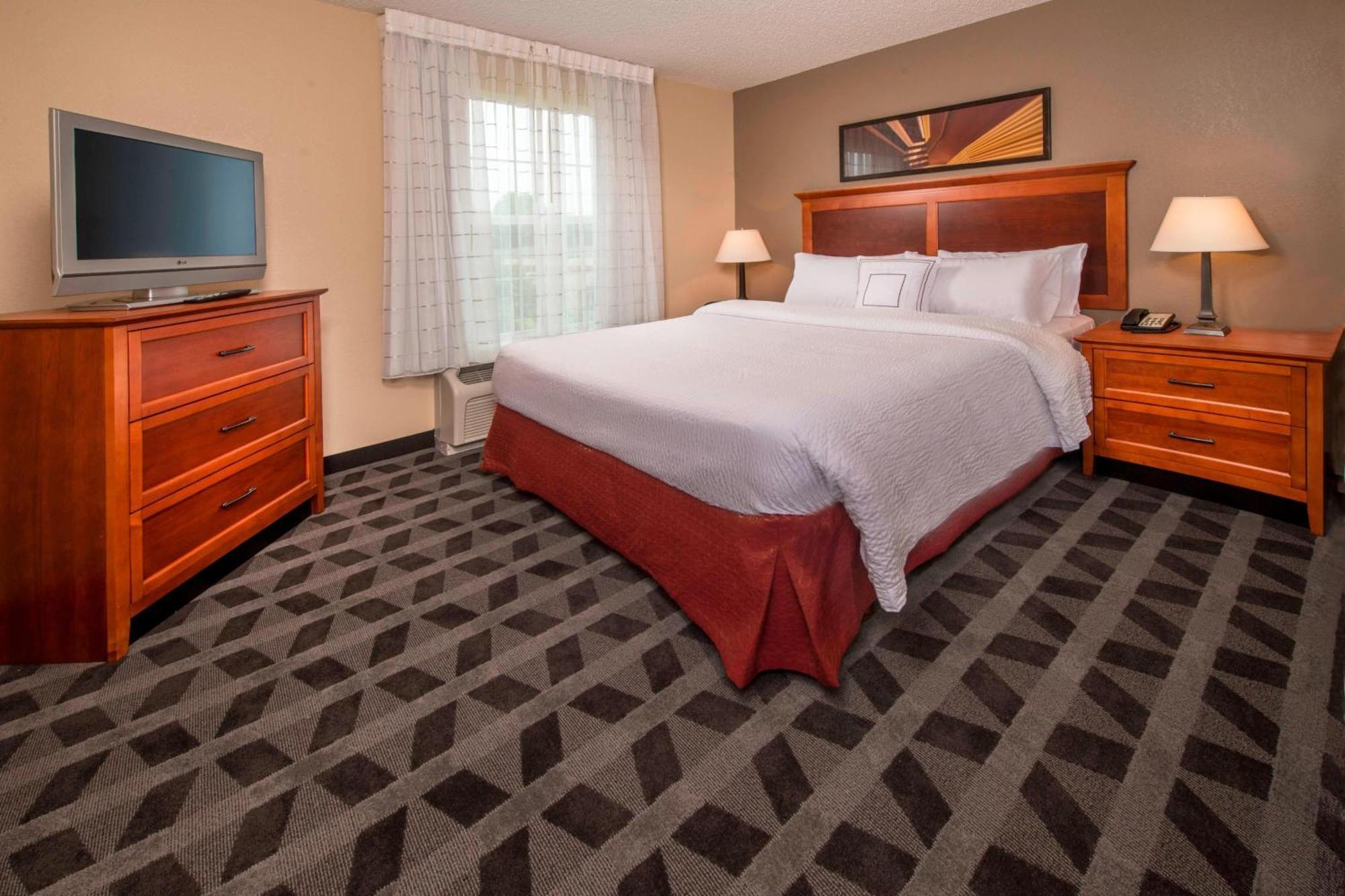 Towneplace Suites By Marriott Clinton At Joint Base Andrews Экстерьер фото
