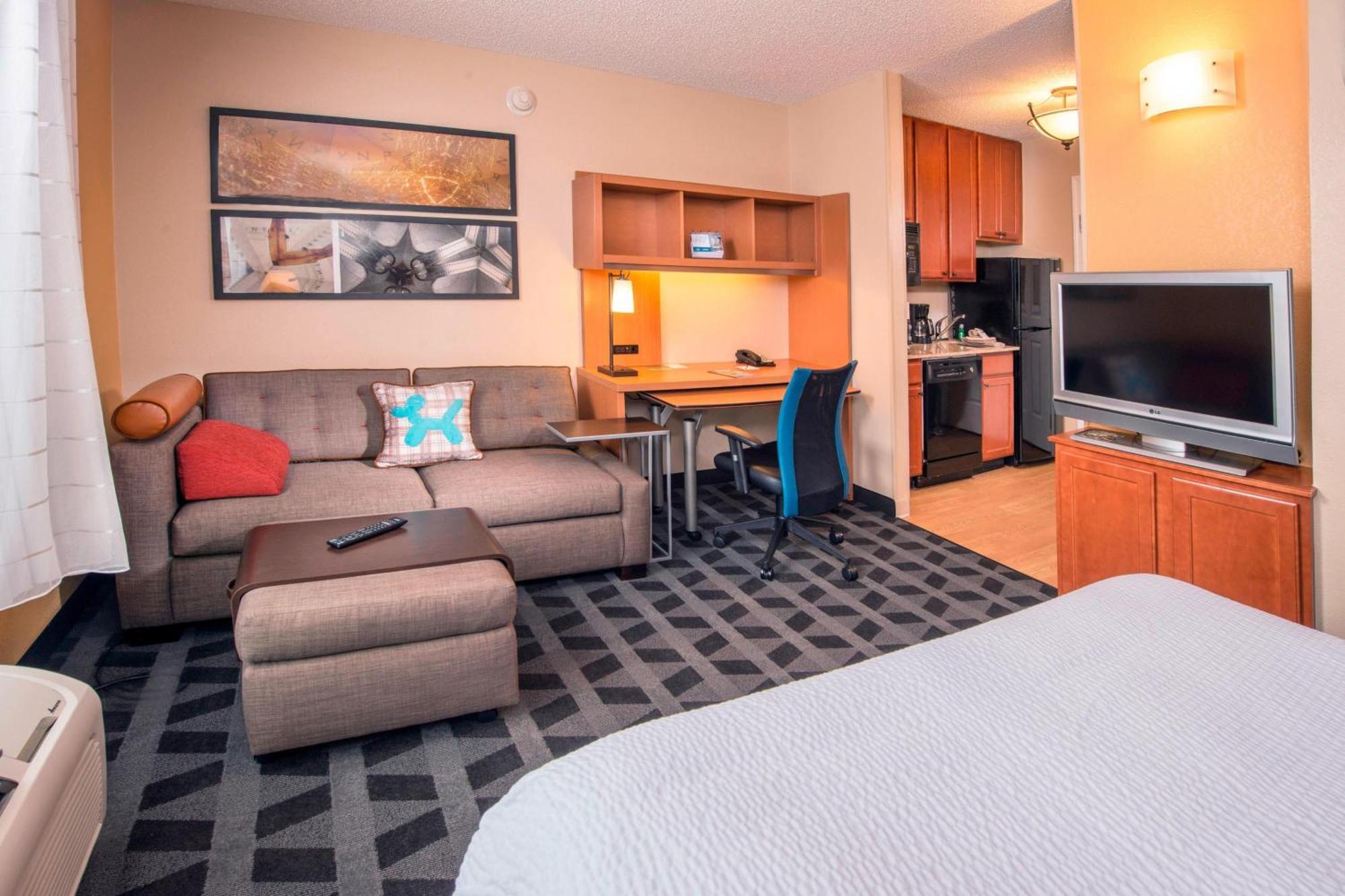 Towneplace Suites By Marriott Clinton At Joint Base Andrews Экстерьер фото